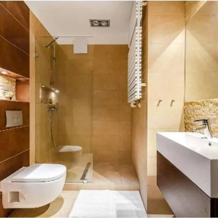 Urban Nest Group - Szafarnia 8 Apartmán